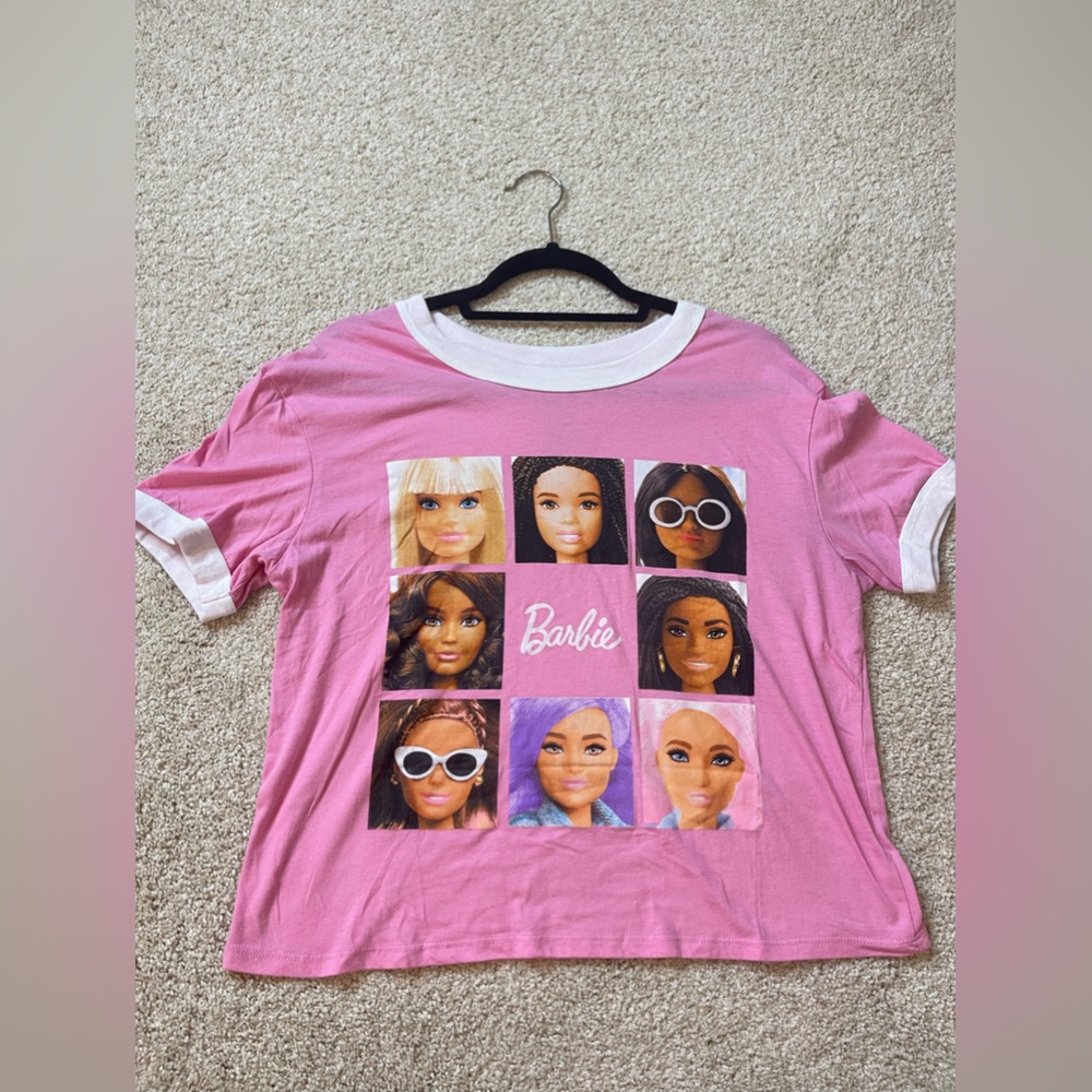 BARBIE Mattel crop tee pink with white and multi Barbie head graphics size L